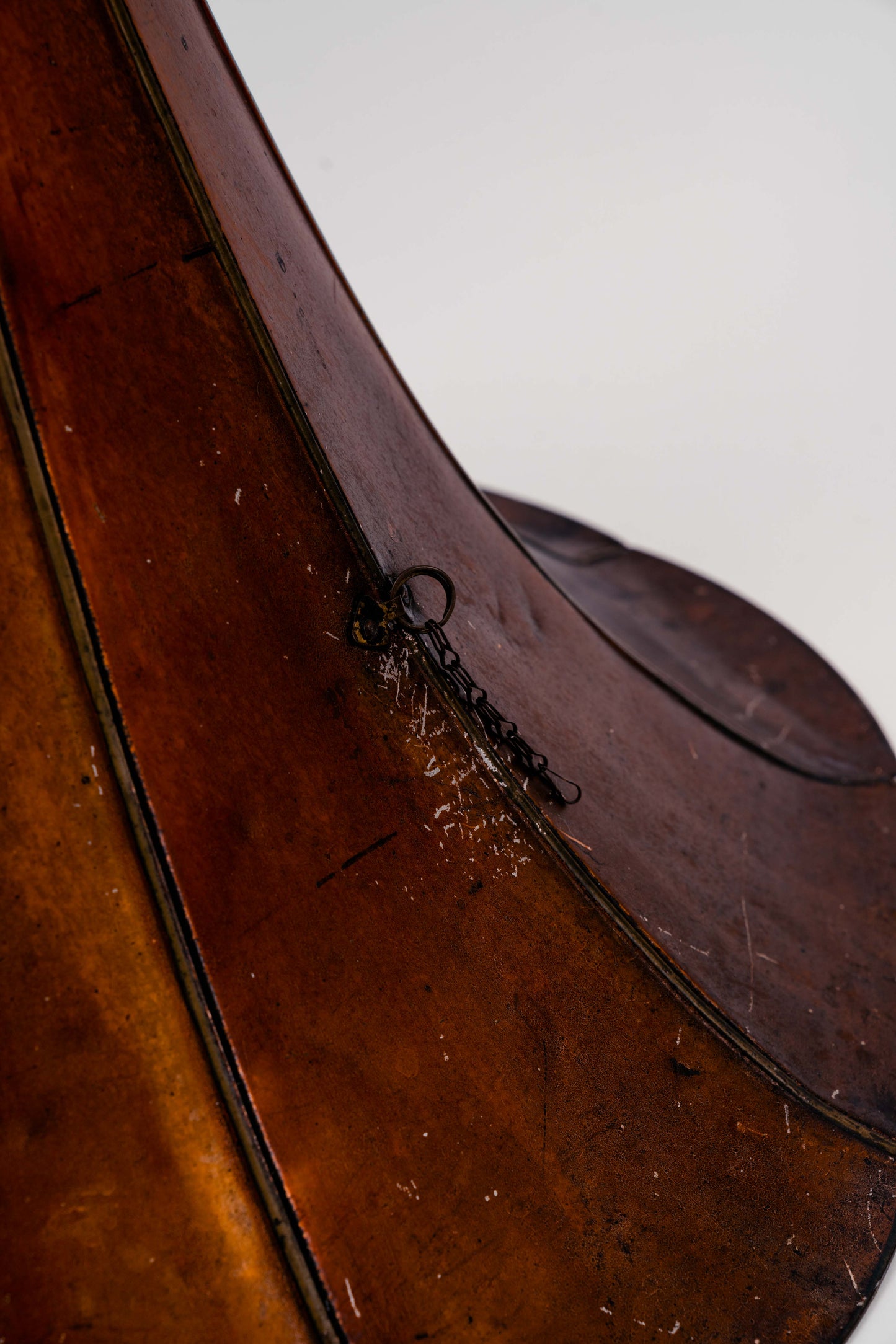 Antique Copper Gramophone Horn – Perfect for a Unique Lamp