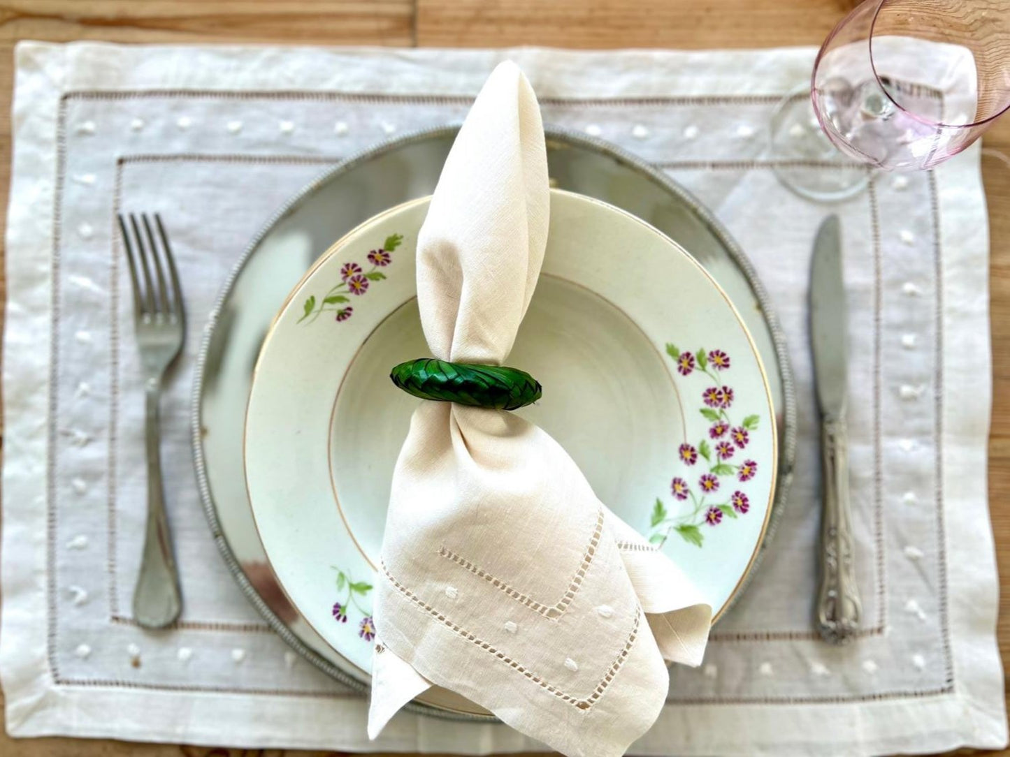 Handwoven Green Palm Leaf Napkin Rings (Set of 12)